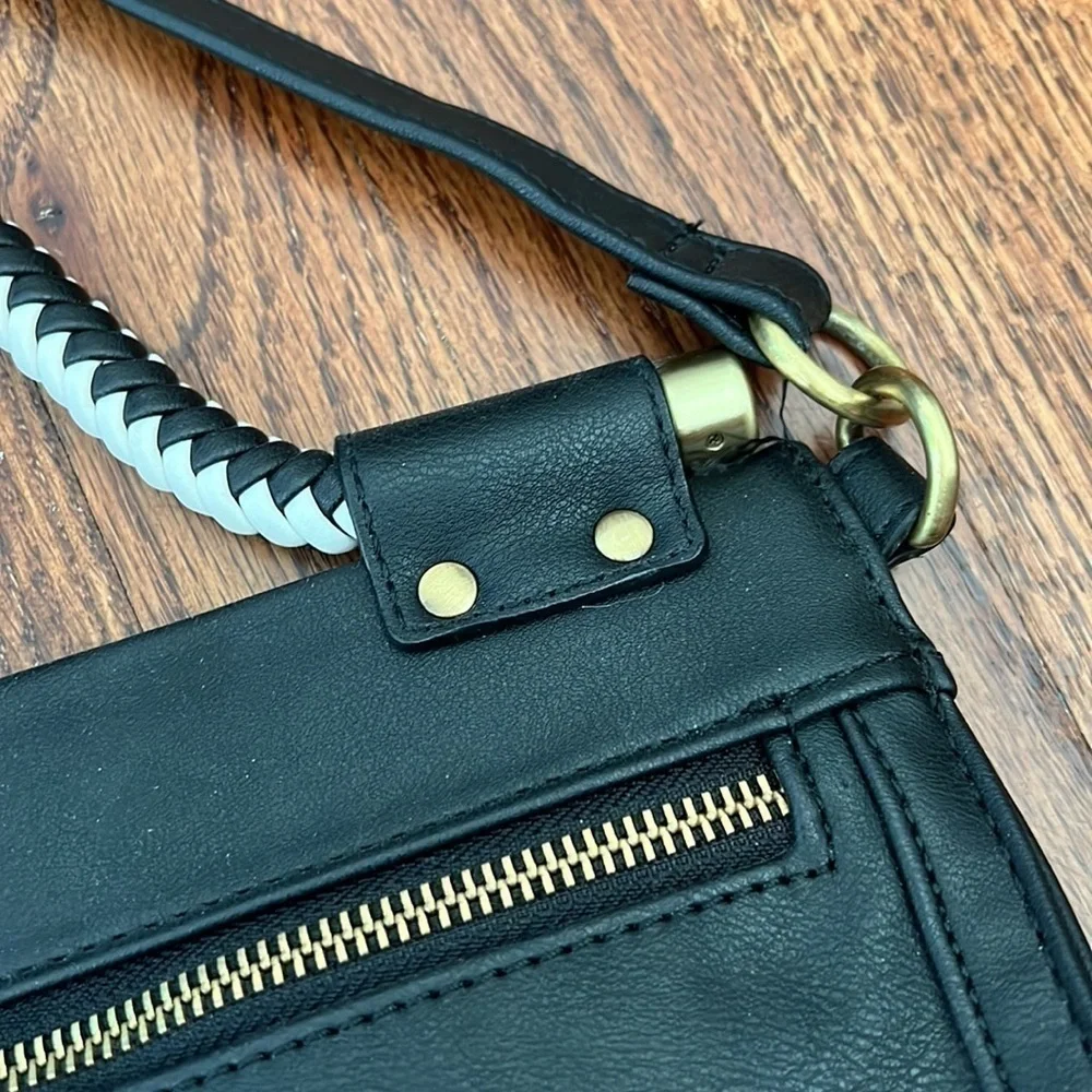 ✨HOST PICK✨ Relic by Fossil Tyla Leather Top Crossbody Satchel Bag